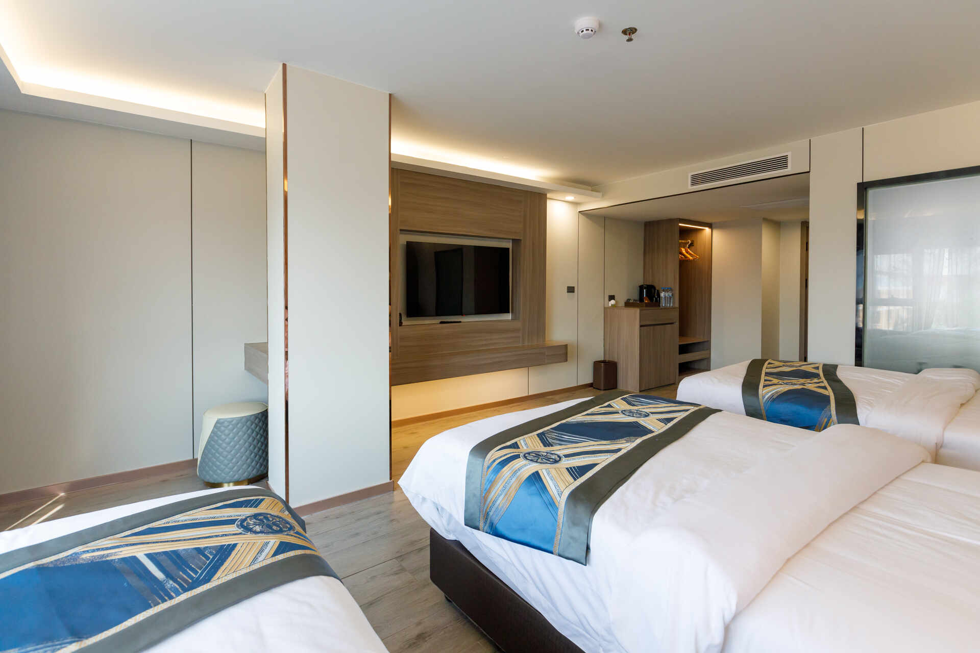 Triple Room